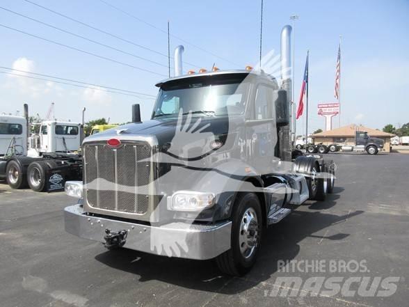Peterbilt 567 Vlačilci