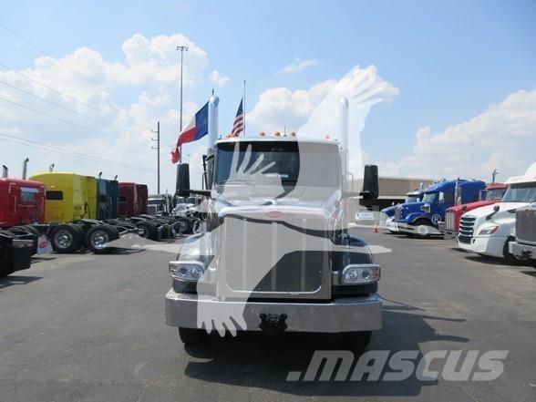 Peterbilt 567 Komunalni tovornjaki