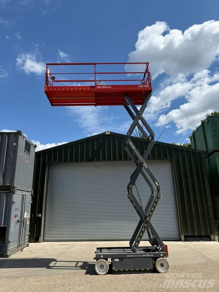 SkyJack SJ 4620 Škarjaste dvižne ploščadi