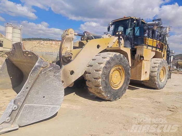 CAT 988K Kolesni nakladalci
