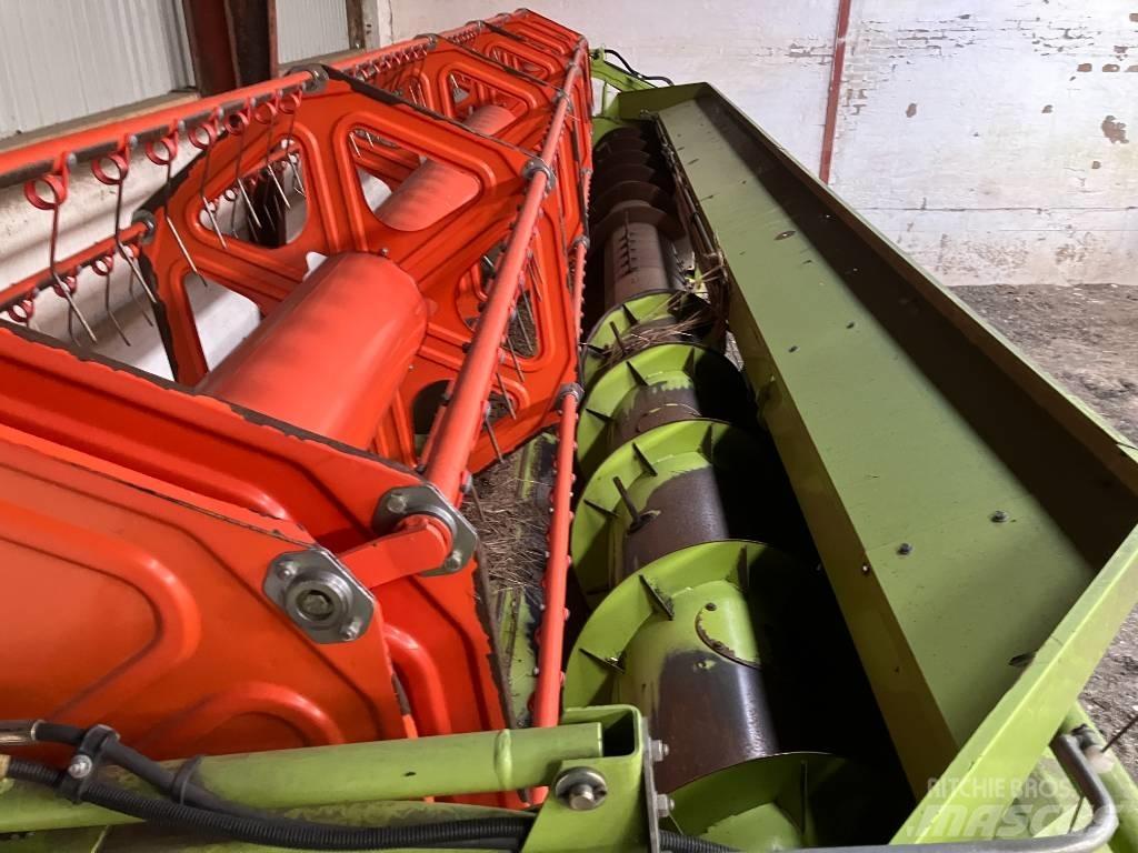 CLAAS LEXION 650 Kombajni