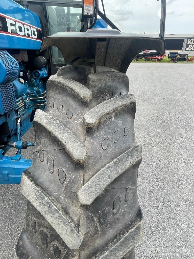 Ford 4830 Traktorji