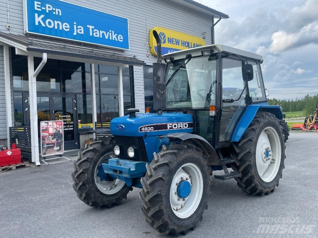Ford 4830 Traktorji