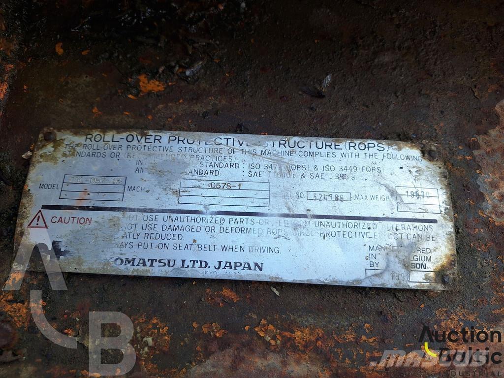 Komatsu D57S-1 Nakladalci goseničarji