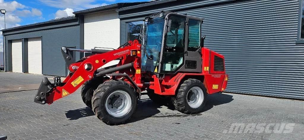 Weidemann 4204 Kolesni nakladalci