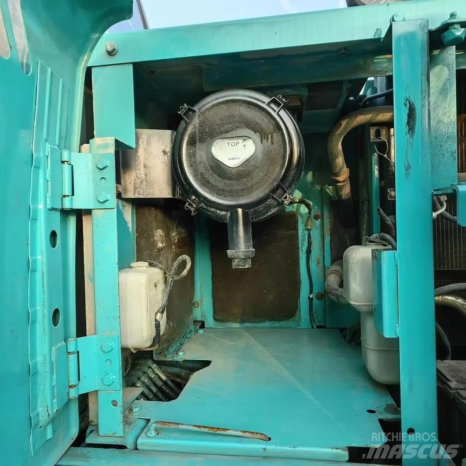 Kobelco SK200-8 Bagri goseničarji