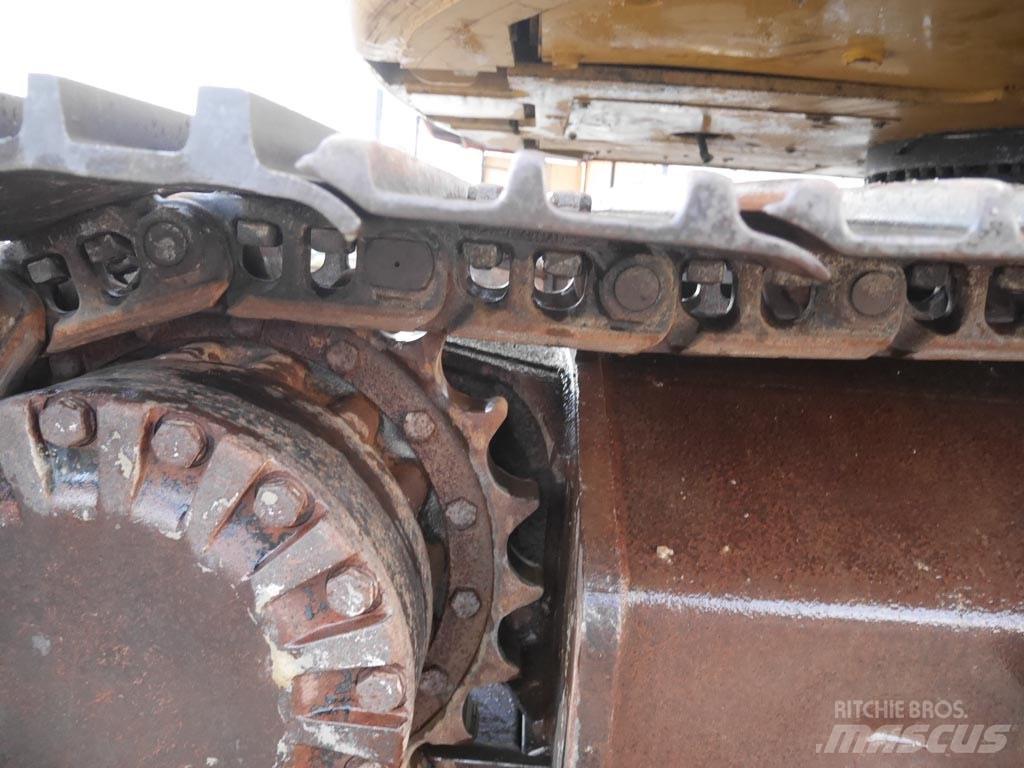 CAT 320D LRR Bagri na kolesih
