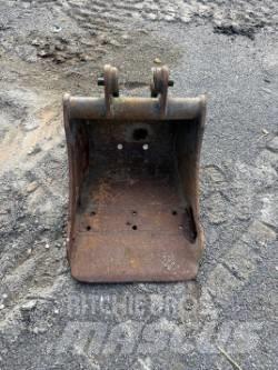 JCB 8017 Mini bagri <7t