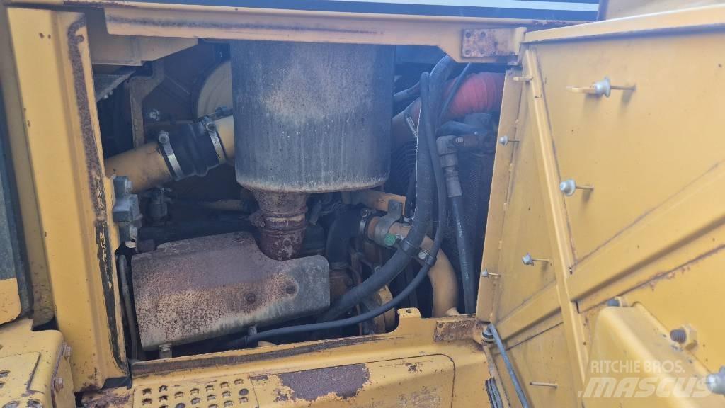 CAT D 6 R LGP Buldožerji goseničarji
