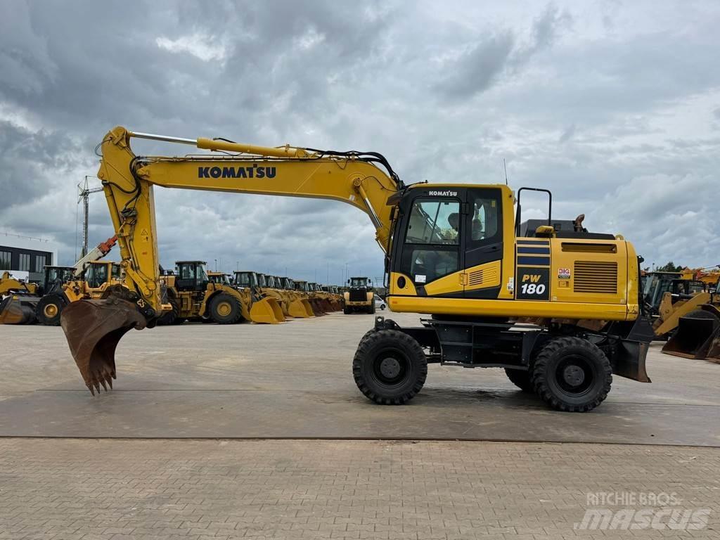 Komatsu PW180-11 Bagri na kolesih