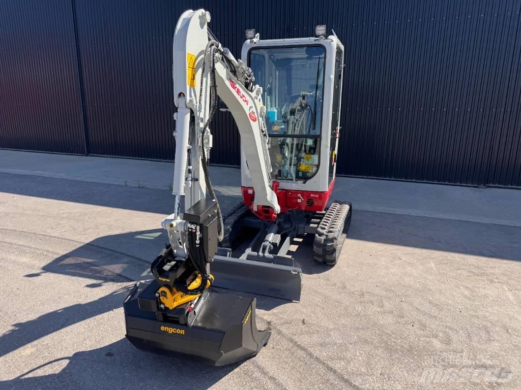 Takeuchi TB 320 Mini bagri <7t