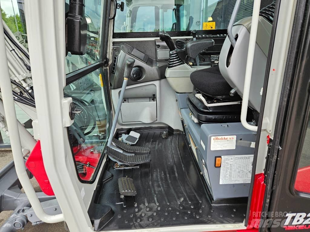 Takeuchi TB 230 Mini bagri <7t