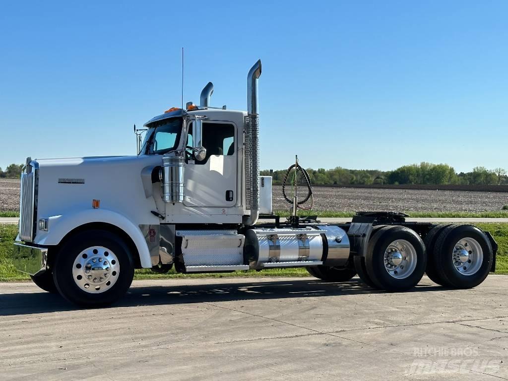Kenworth W900 Vlačilci