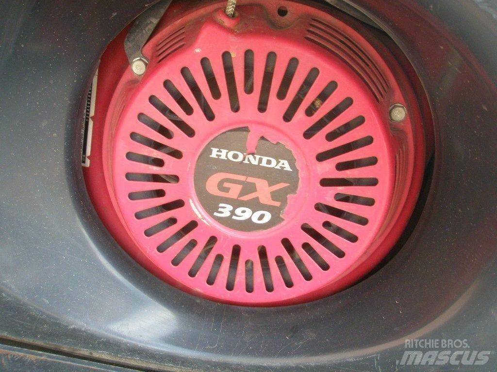 Hinowa HS701 Ne cestni demperji