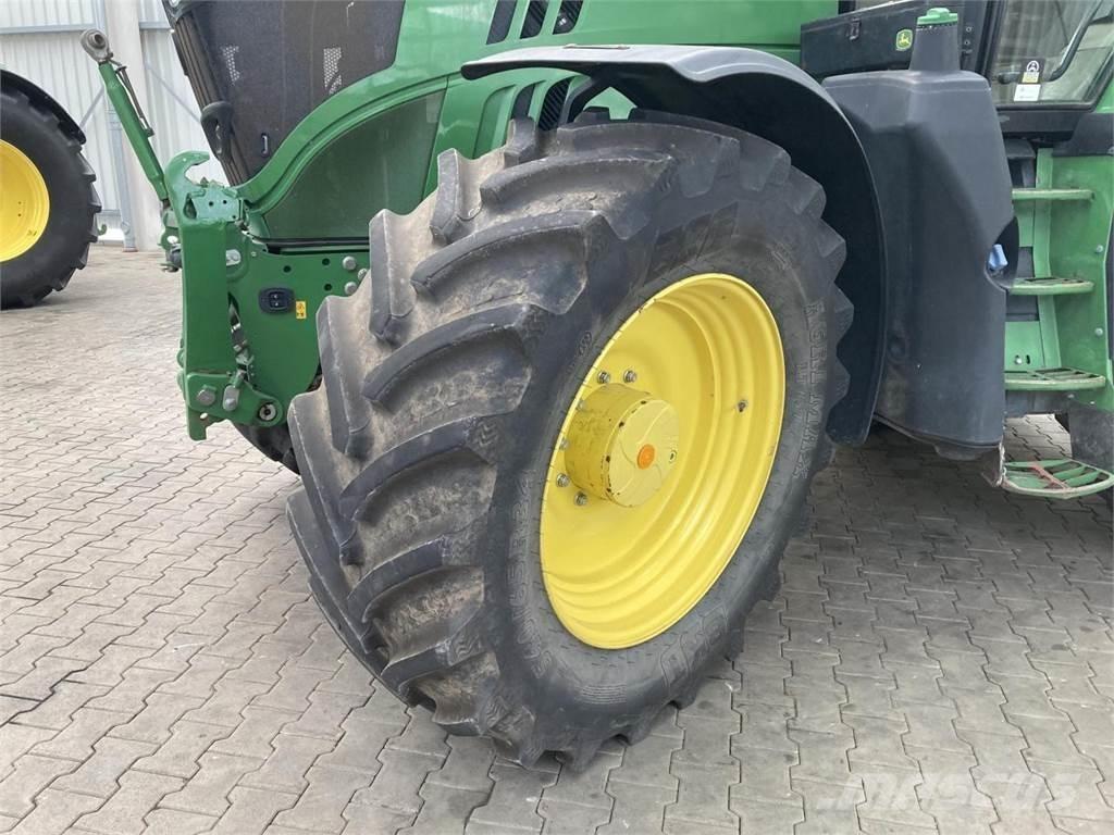 John Deere 6195R Traktorji