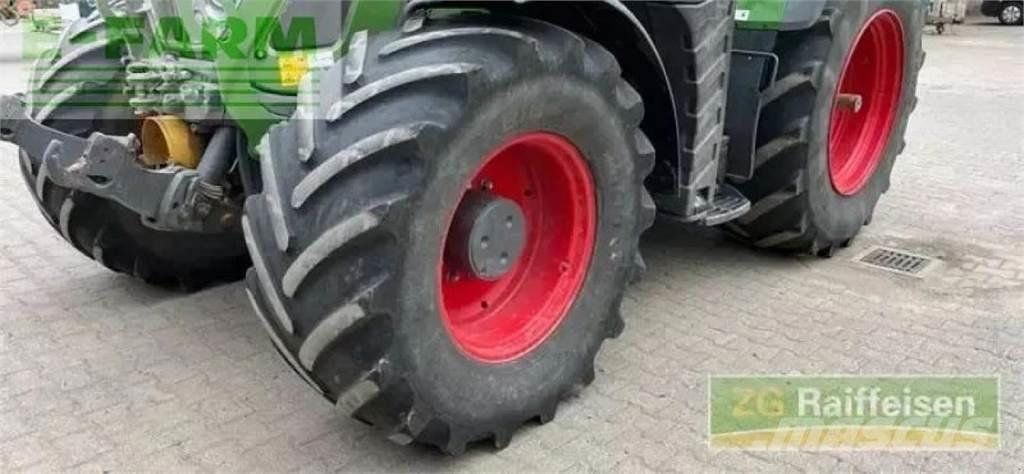Fendt 724 vario Traktorji