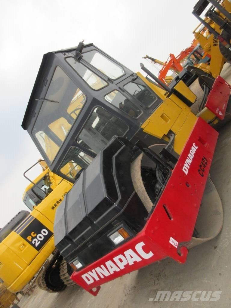 Dynapac CC 421 Dvojni valjarji