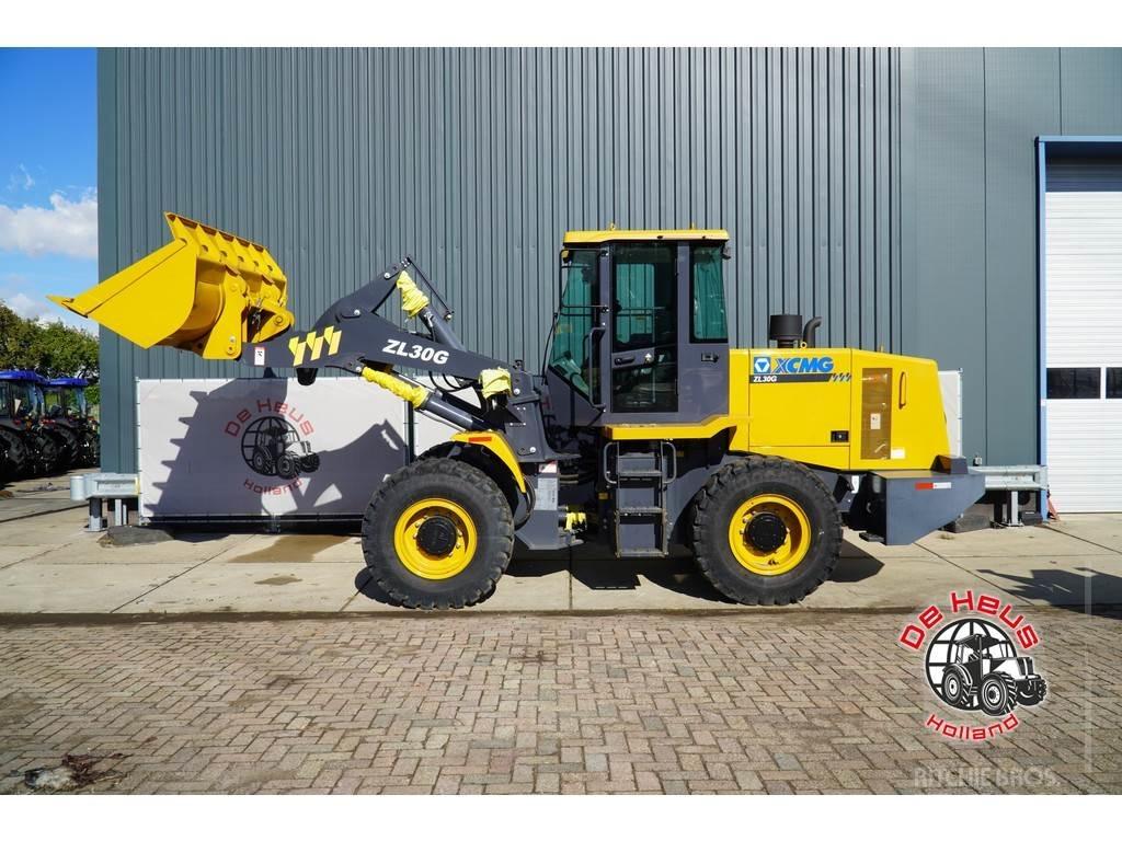 XCMG ZL30G Kolesni nakladalci
