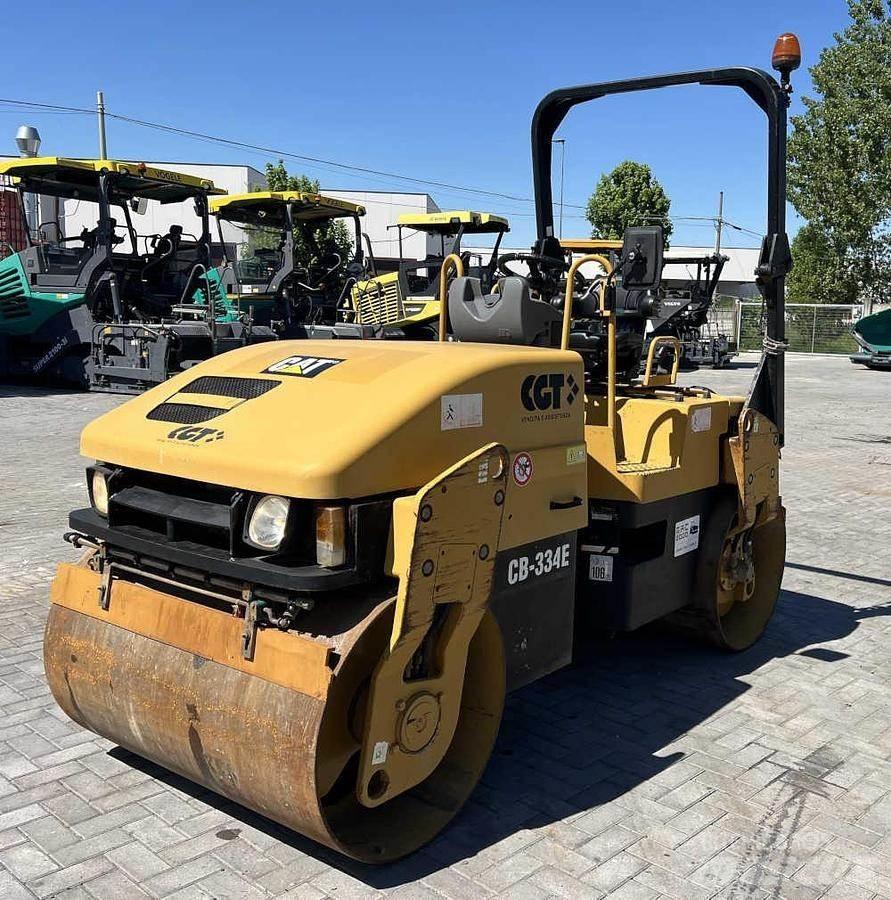CAT CB 334E Dvojni valjarji