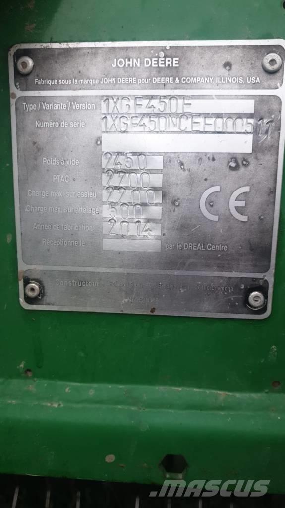 John Deere F 450 Balirke (okrogle bale)