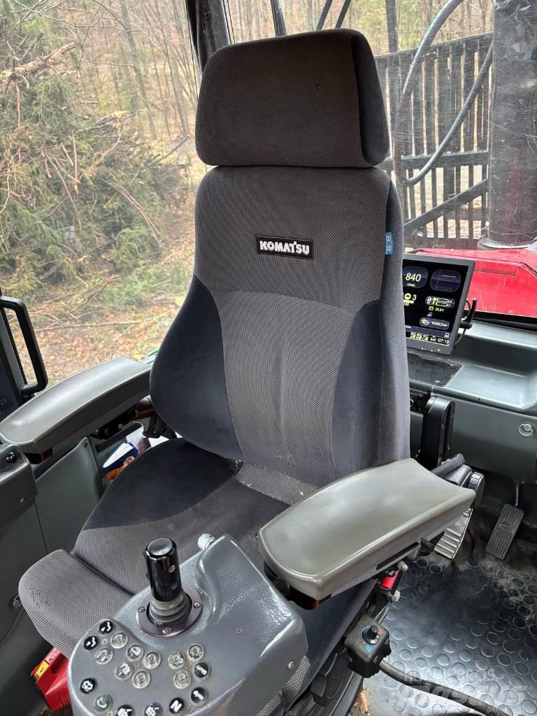 Komatsu 840.4 Forwarderji