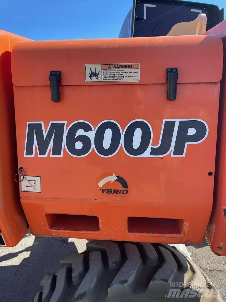JLG M-600-JP Zglobne dvižne ploščadi