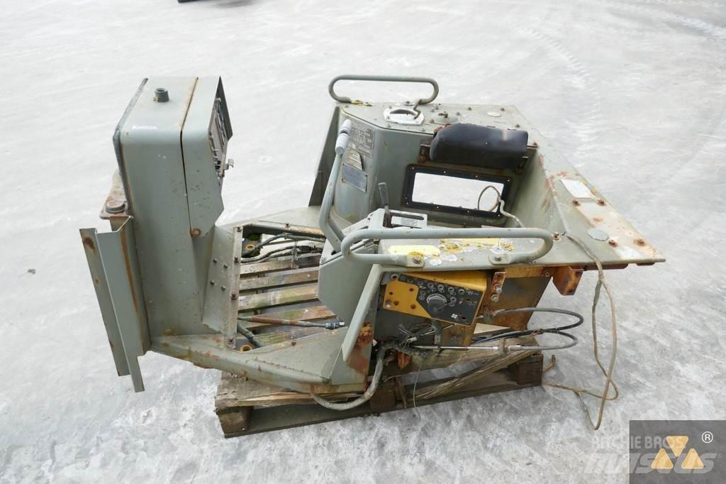 CAT 6T-3309 Kabine in notranjost