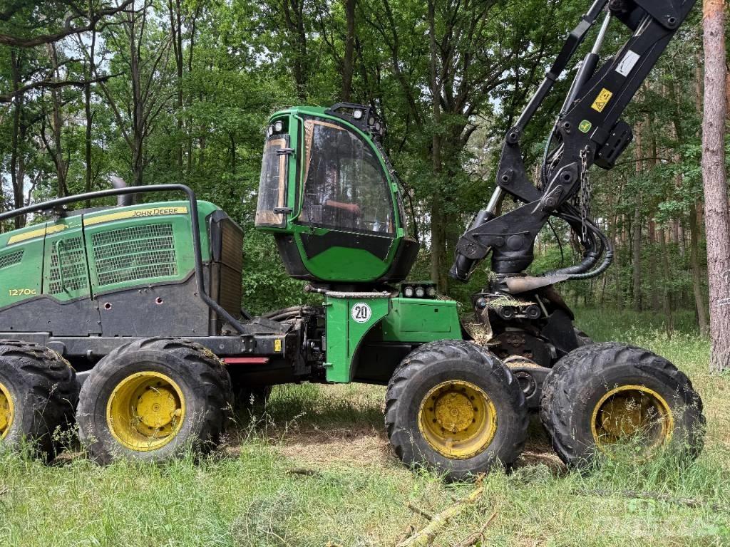 John Deere 1270 G Harvesterji