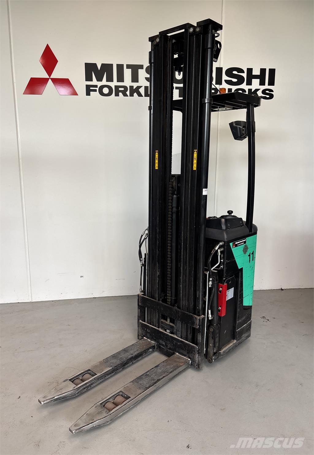 Mitsubishi SBR16N Samopogonski ročni viličarji