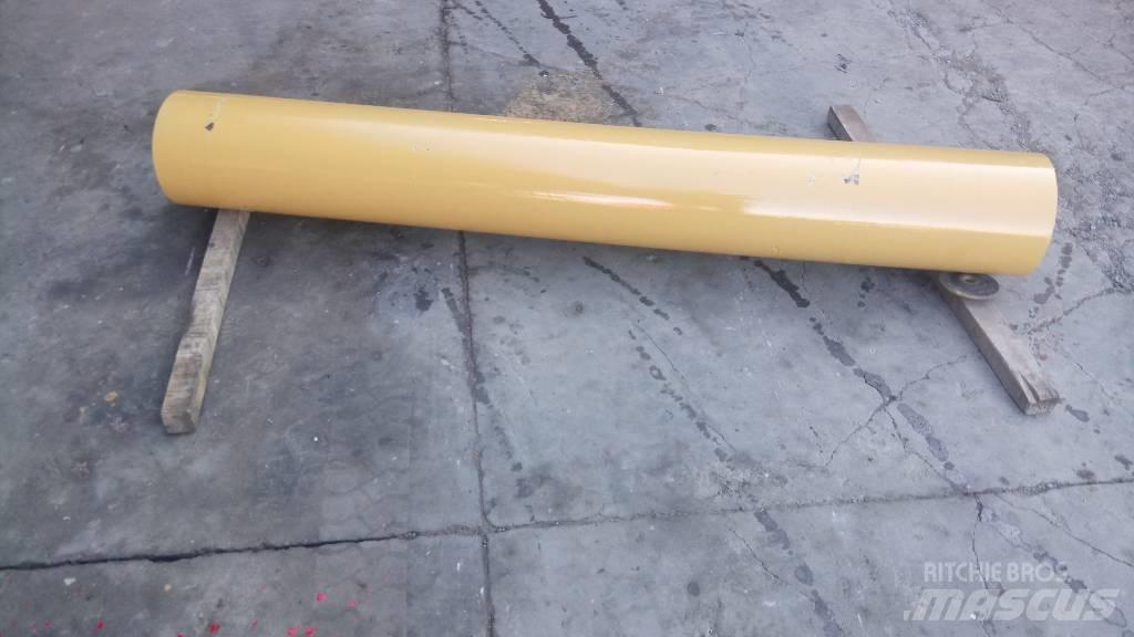 CAT 245 Hidravlika