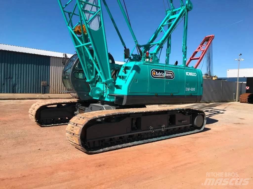 Kobelco BM 600 Dvigala na gosenicah