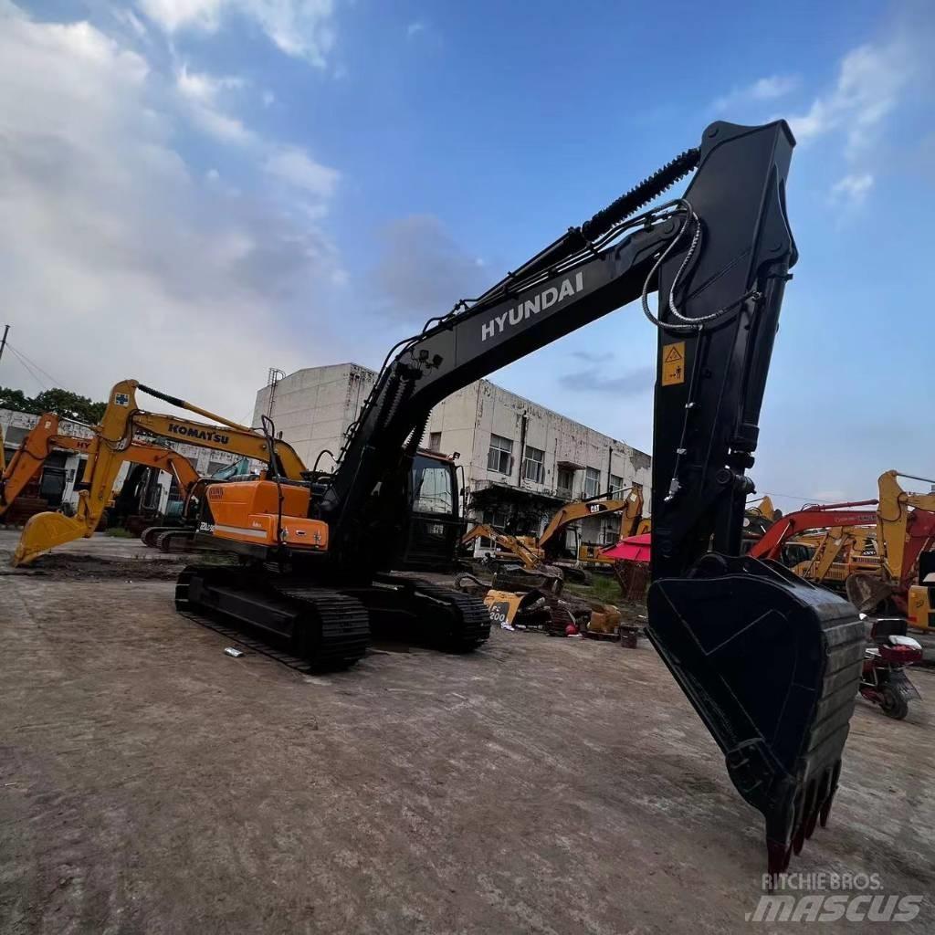 Hyundai R220-9S Bagri goseničarji