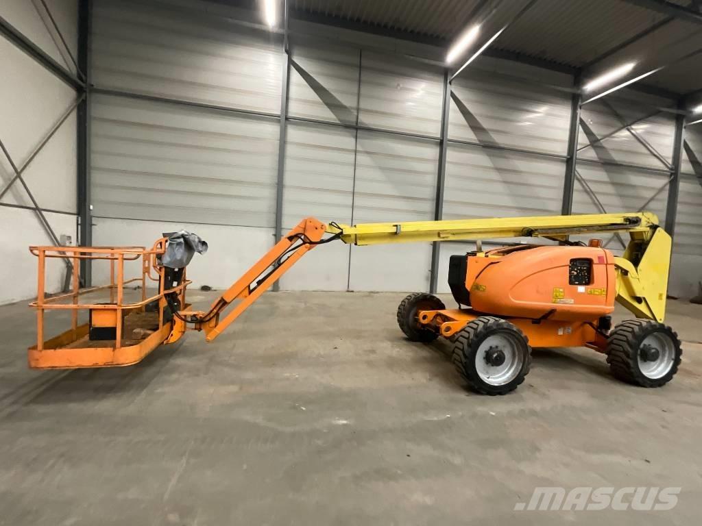 JLG 600 AJ   4x4x4 Zglobne dvižne ploščadi