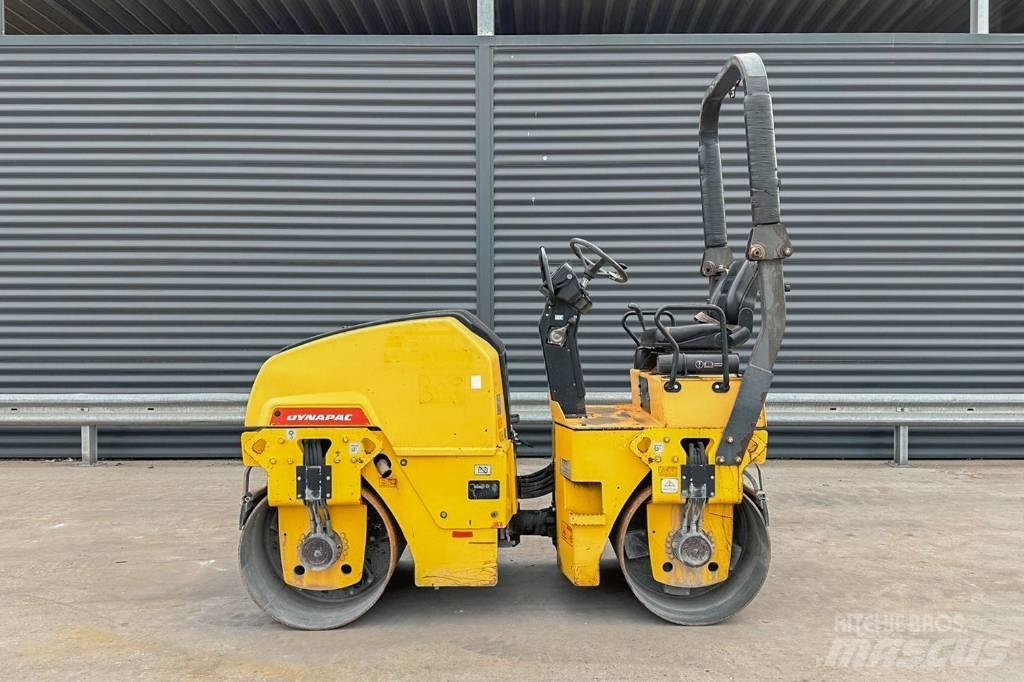 Dynapac CC1100 Dvojni valjarji