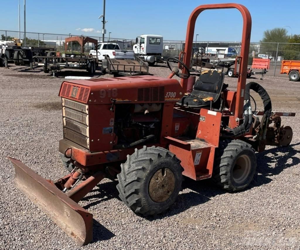 Ditch Witch 3700 DD Freze za kopanje jarkov Trenčerji
