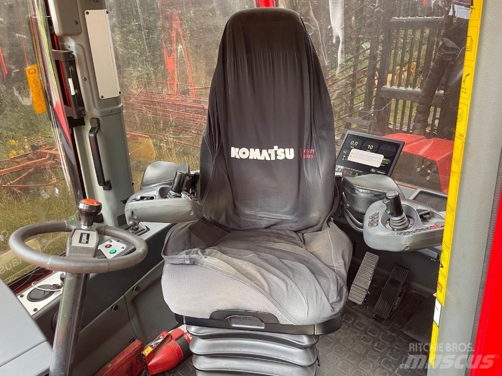 Komatsu 855 Forwarderji