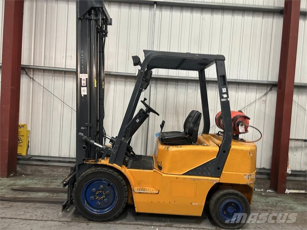 Daewoo G25E-3 Plinski viličarji