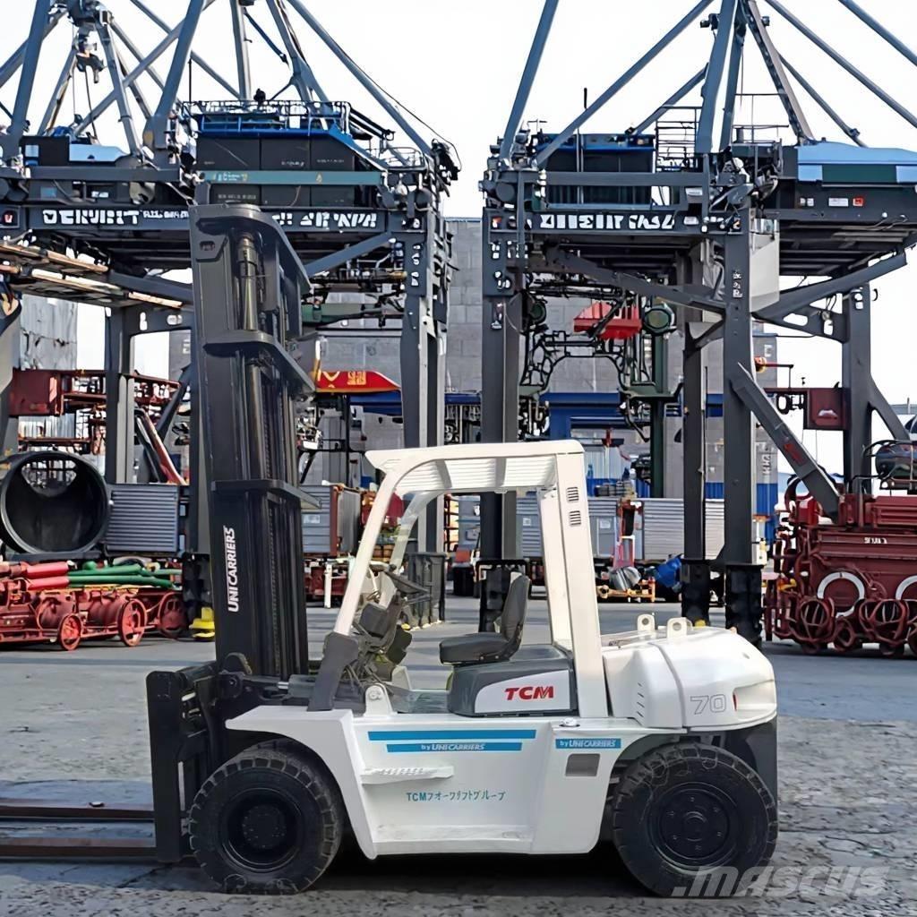 TCM FD 70 Z8 Tovornjaki zabojniki