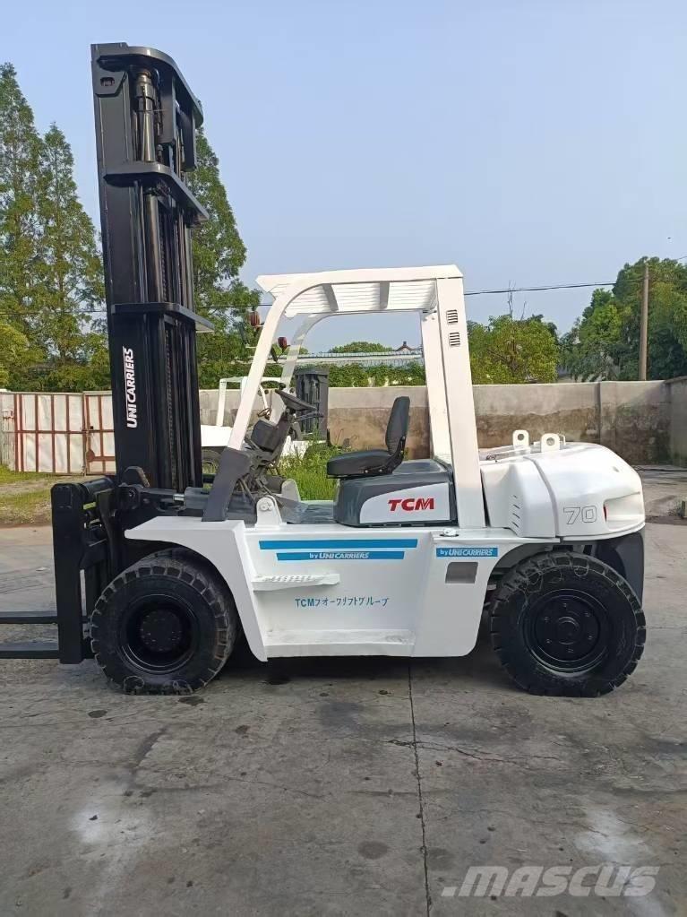 TCM FD 70 Z8 Tovornjaki zabojniki