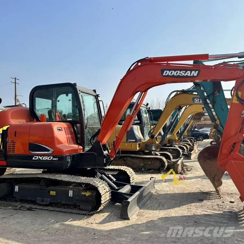 Doosan DX 60-9 C Bagri goseničarji
