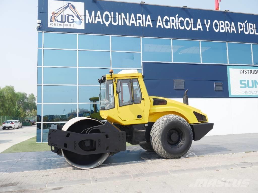 Bomag BW 211 D-4 Dvojni valjarji