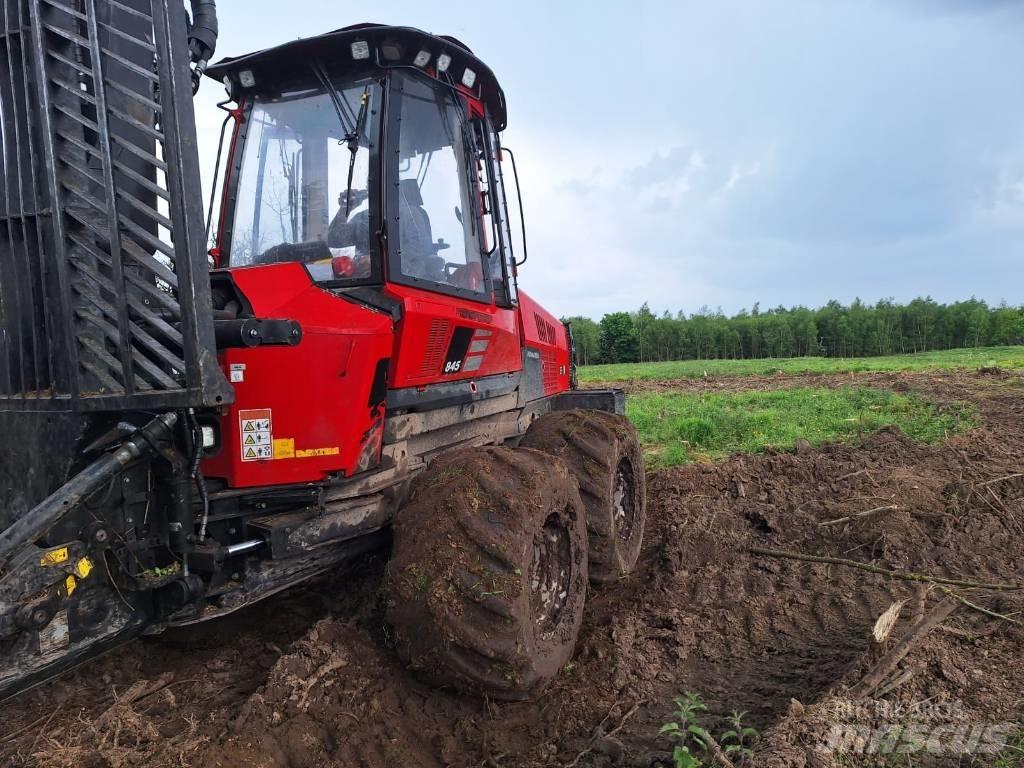 Komatsu 845 Forwarderji