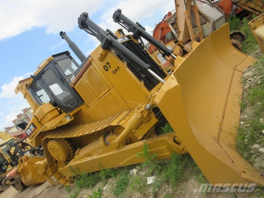 CAT D 7 H Buldožerji goseničarji