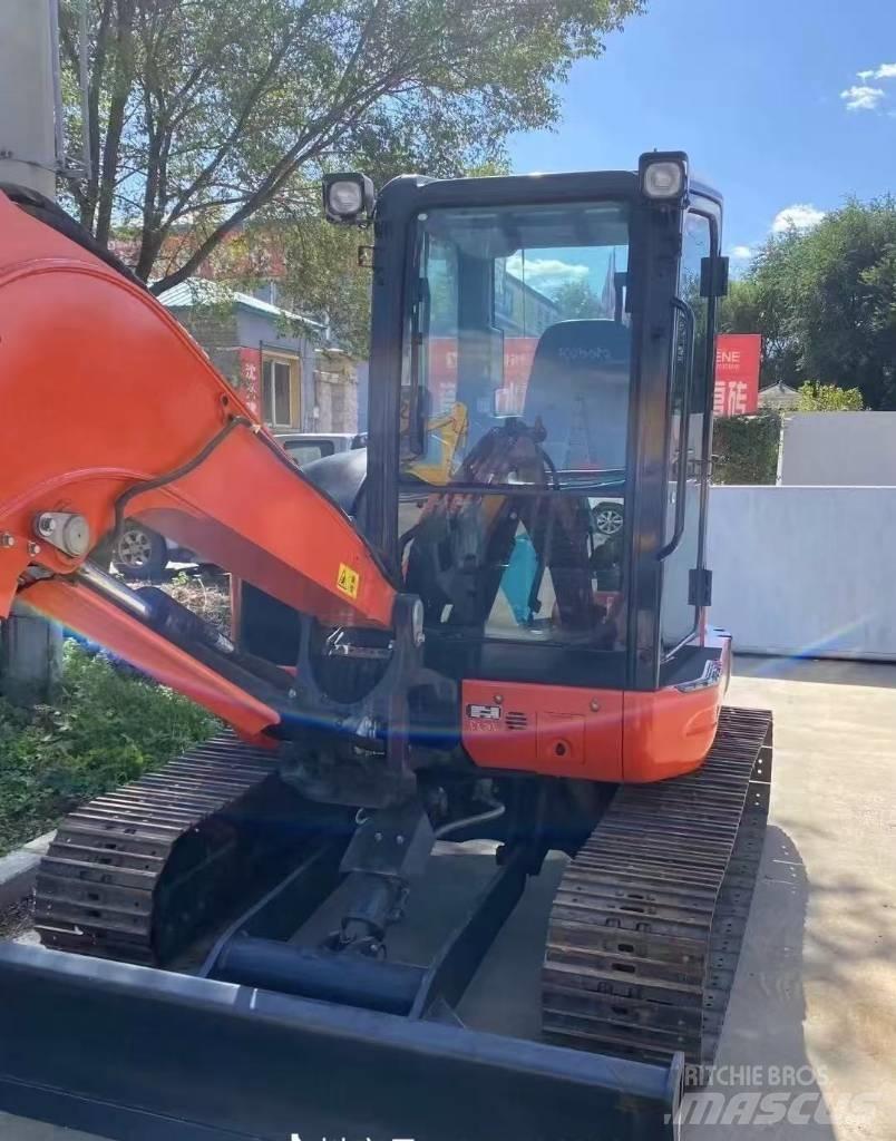 Kubota 163 Bagri goseničarji