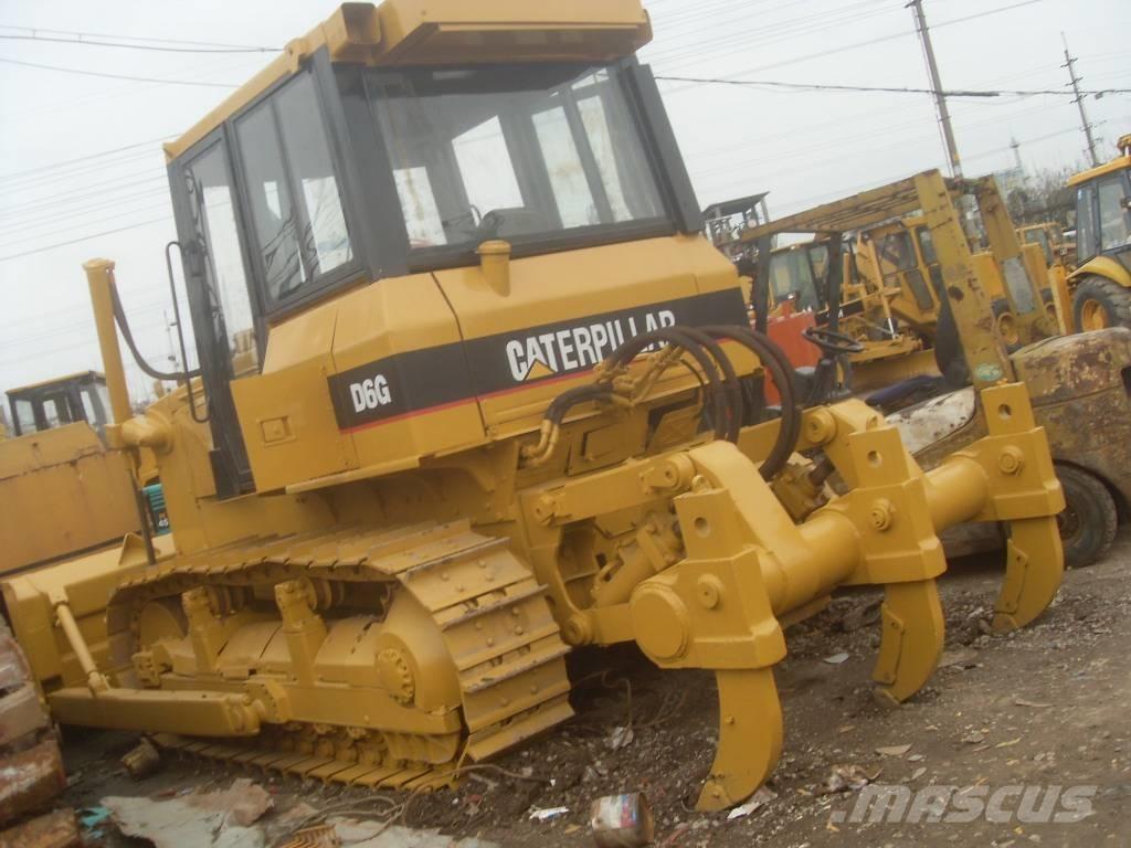 CAT D 6 G Buldožerji goseničarji