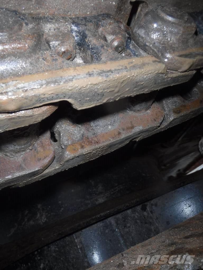 Hitachi ZX 135 US-6 Bagri goseničarji