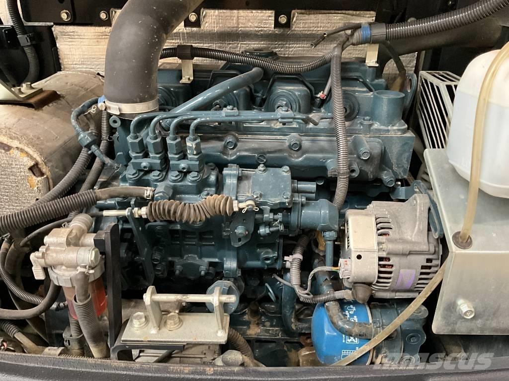 Kubota R 065 Kolesni nakladalci