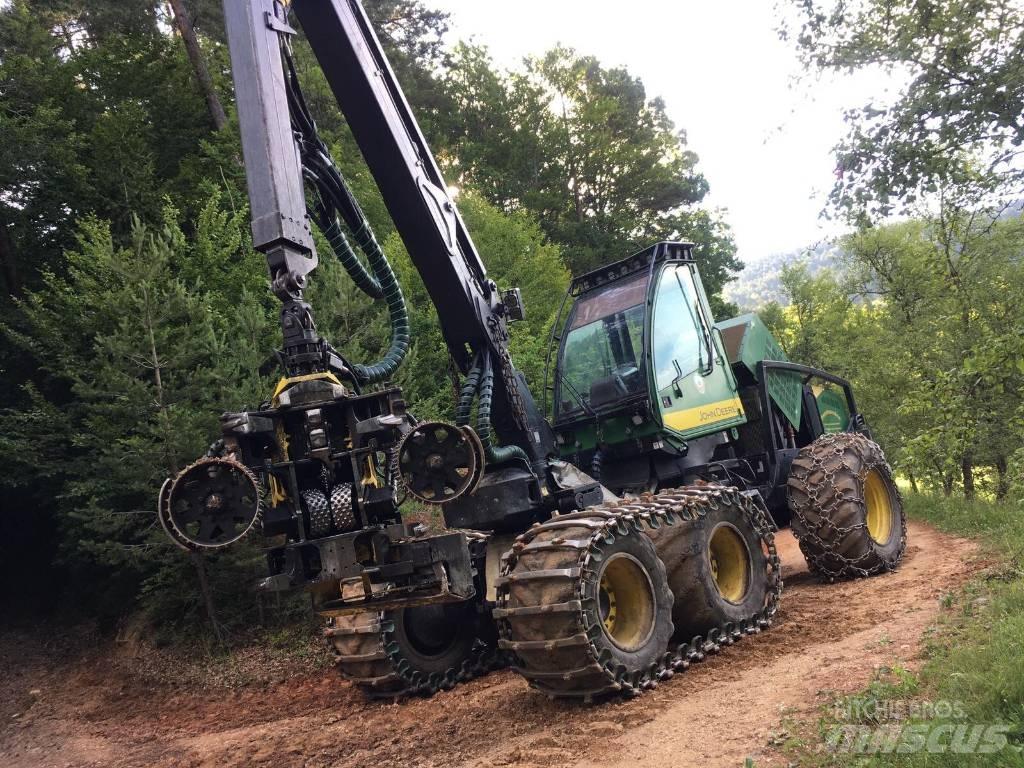 John Deere 1270 D Harvesterji