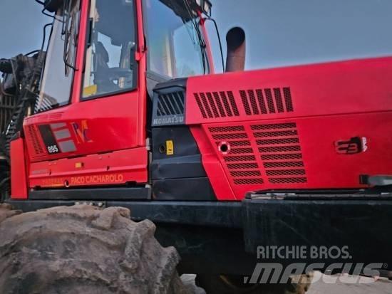 Komatsu 895 Forwarderji