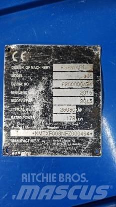 Komatsu 895 Forwarderji